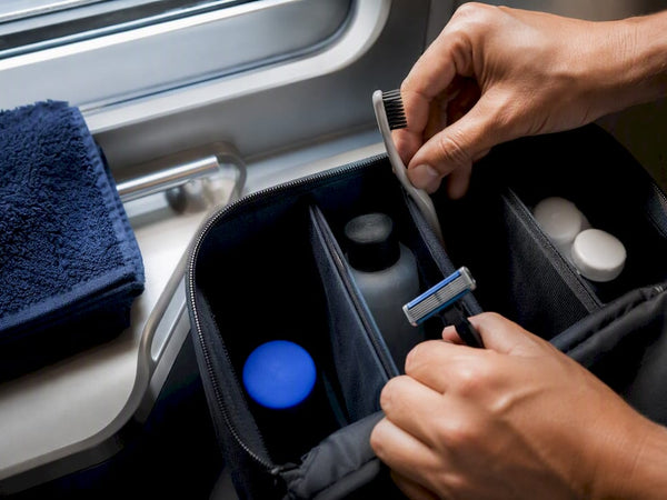 Three compartments organizing essential toiletries